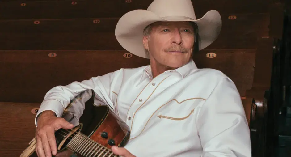 Alan Jackson - Fiserv Forum - 05050505 1717 2025202520252025