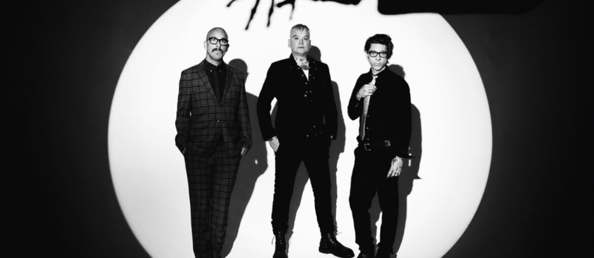 Alkaline Trio - KEMBA Live! - 09090909 2828 2024202420242024