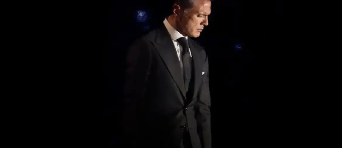 Luis Miguel - Bridgestone Arena - 06060606 1414 2024202420242024